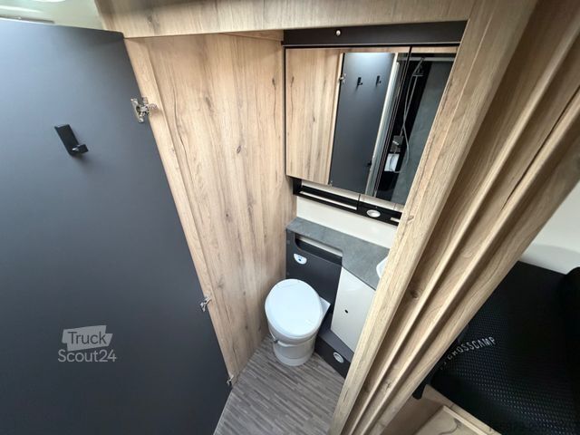 Entegre karavan MILLER M-Liner 1