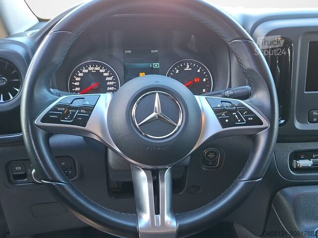 Minibus Mercedes-Benz VITO 116 TOURER NEUES MODELL AHK 2,5t KAM MBUX