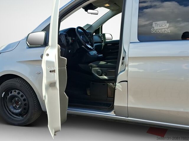 Minibus Mercedes-Benz VITO 116 TOURER NEUES MODELL AHK 2,5t KAM MBUX