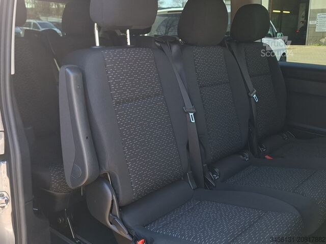 Minibus Mercedes-Benz VITO 116 TOURER NEUES MODELL AHK 2,5t KAM MBUX