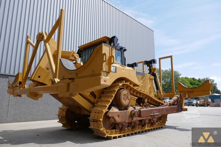 Boru katmanı Caterpillar D8T Pipe carrier