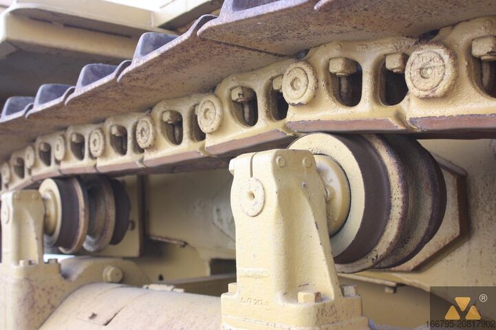 Cisternă de combustibil Caterpillar D6E Fuel tanker