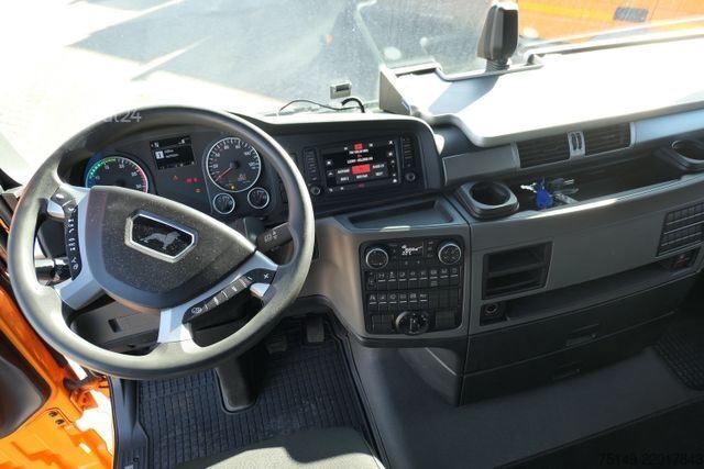 Стандартен влекач MAN 18.500 TGX 4x2, Intarder, Hydr., Alu-Felgen, AC
