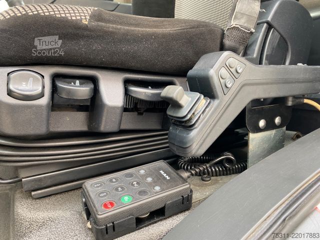 Kanca kasalı yük kamyonu (roll-off) MAN TGS 18.360 4x4H BL*HIAB Abrollkipper*Klima*Hydro