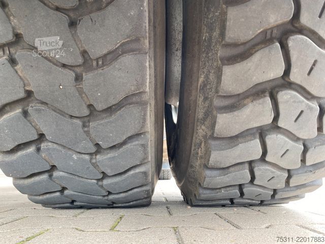 Kanca kasalı yük kamyonu (roll-off) MAN TGS 18.360 4x4H BL*HIAB Abrollkipper*Klima*Hydro