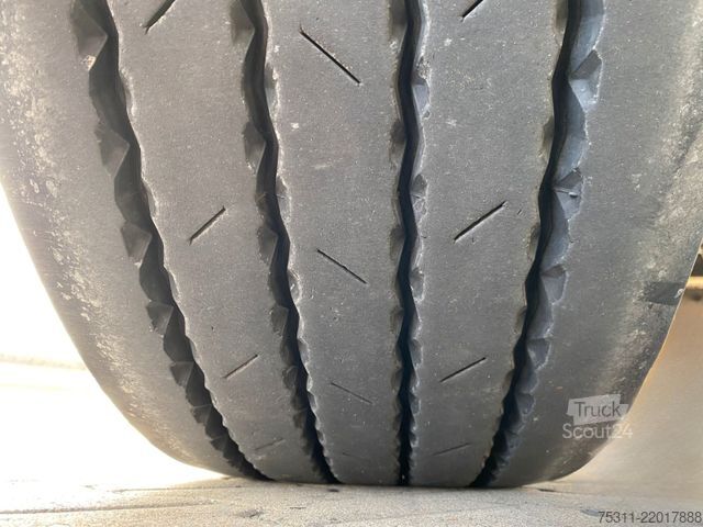 Atvira puspriekabė su tentu KRONE SD ProfiLiner*Pritsche*Plane*Liftachse*Edscha