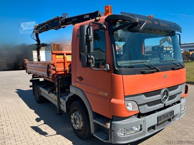 Pašizgāzējs kravas automašīna MERCEDES-BENZ Atego 1218 K HIAB 077 BS-2*Funkbedienung*2xAHK