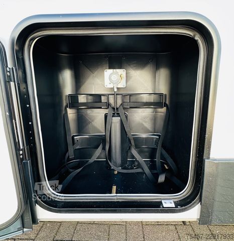 Daļēji integrēta kemperis MOBILVETTA Kea P 86 2026 - ACC 180PS Autom.  VOLL