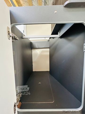 Daļēji integrēta kemperis MOBILVETTA Kea P 86 2026 - ACC 180PS Autom.  VOLL