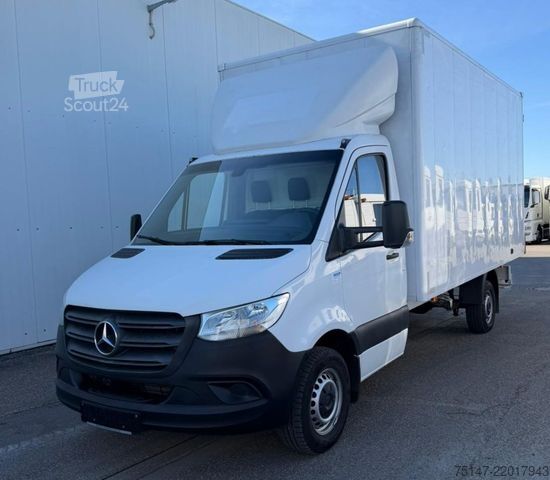 Transporter mit Koffer MERCEDES-BENZ 314 CDI Sprinter 3-Sitzer Möbelkoffer Treppe