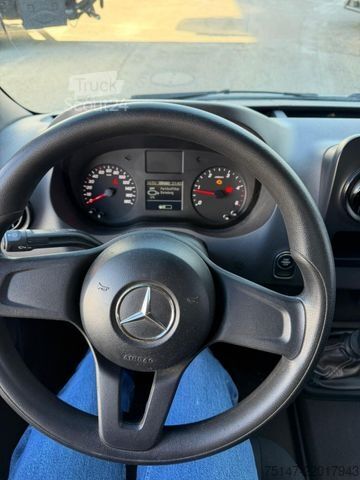 Transporter mit Koffer MERCEDES-BENZ 314 CDI Sprinter 3-Sitzer Möbelkoffer Treppe