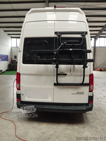 Camper van VW Grand California 600 2.0 TDI