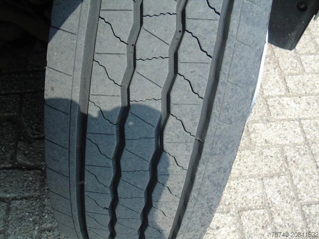 βαλίτσα Iveco Eurocargo 120E21  euro 6 + lift + lot in stock