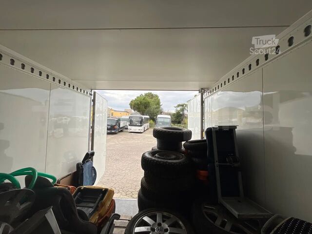 Box body Humbaur Rimorchio