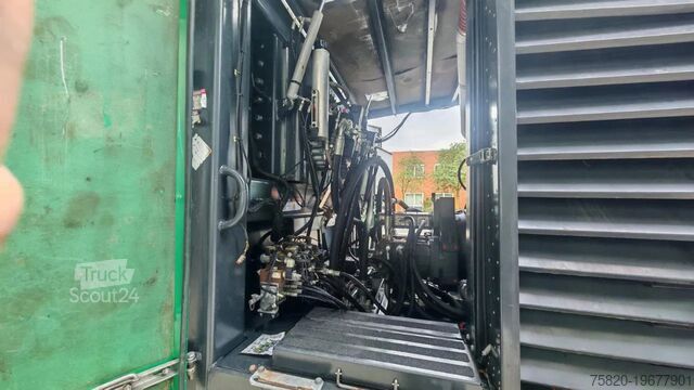 Koksnes šķeldotājs Komptech CRAMBO 6000 MOBILE SLOW-SPEED SHREDDER