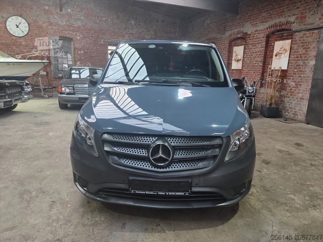 Minibus MERCEDES-BENZ Vito Kasten 110  Kamera Tempom. Klima Tüv neu E6