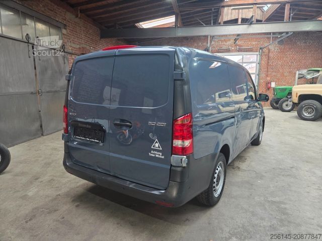 Minibus MERCEDES-BENZ Vito Kasten 110 Kamera Tempom. Klima Tüv neu E6