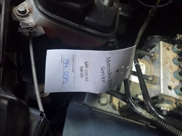 Minibus MERCEDES-BENZ Vito Kasten 110 Kamera Tempom. Klima Tüv neu E6