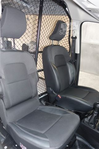 Kastenwagen RENAULT Express Extra Tüv+Service Neu AHK Klima 1 Hand