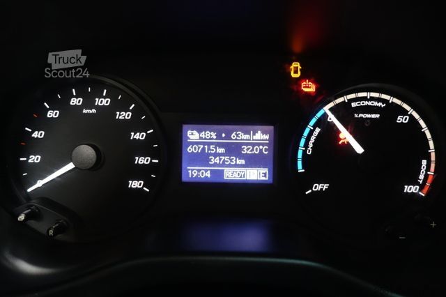 Panel van MERCEDES-BENZ Kasten eVito lang terie TüvNaviKamera