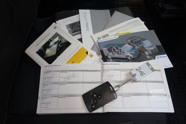 Minibús RENAULT Trafic Combi L2H1 Grand SpaceClass Camper TüvNeu