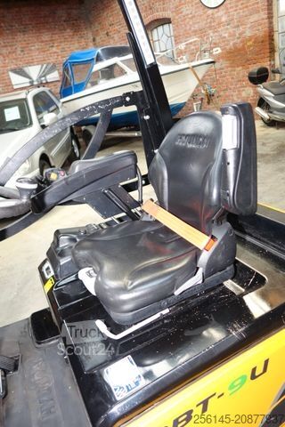 Front loader forklift HYUNDAI 18BT-9U UVV Neu 4,25m Hubh 1680kg Ladegerät