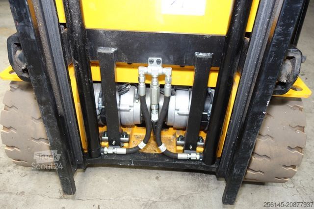 Front loader forklift HYUNDAI 18BT-9U UVV Neu 4,25m Hubh 1680kg Ladegerät