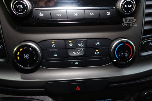 Furgoneta de caja alta FORD Transit Kasten 350 L3 H3 KlimaKamera TüvNeu Navi