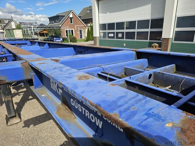 Transport av containere MKF METALLBAU CS 20 -20 FOOT- CONTAINER CHASSIS -HEAVY DUTY- ...