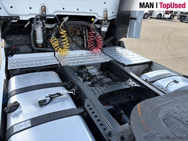 Камион за опасни материали Mercedes-Benz ACTROS 1848 ADR