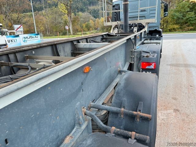 Standardowy ciągnik siodłowy MAN TGS 18.460 4X4 H Pritarder + Auflieger Schwarzmü