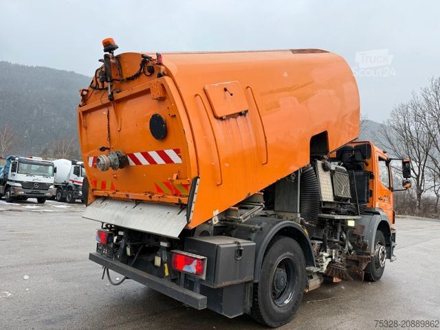 Spazzatrice stradale MERCEDES-BENZ Axor 1828 4X2 BB  Bucher Optifant 70 7m³