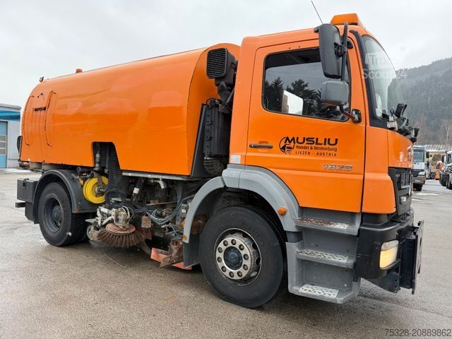 Spazzatrice stradale MERCEDES-BENZ Axor 1828 4X2 BB  Bucher Optifant 70 7m³