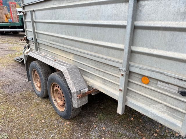 Remolque de automóvil PONGRATZ KGT 300/17 Pritsche Aufsatzwände Tieflader Rampe