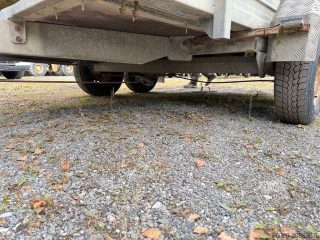 Reboque para automóvel PONGRATZ KGT 300/17 Pritsche Aufsatzwände Tieflader Rampe
