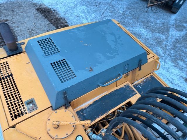 Excavator pe şenile LIEBHERR R 914STD Litronic Schnellwechsler Engel