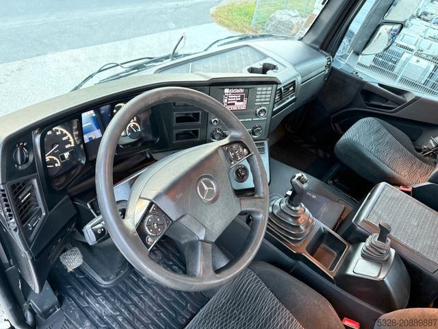 Standardowy ciągnik siodłowy MERCEDES-BENZ Arocs 2642 6X4 BL Schalter + Aufleieger Schmitz