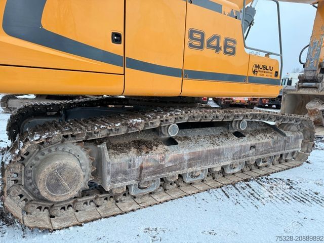 Excavator pe şenile LIEBHERR R 946 LC Schnellwechsler 2x Löffel + Reißzahn