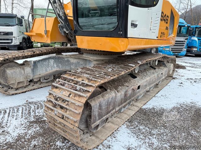 Excavator pe şenile LIEBHERR R 946 LC Schnellwechsler 2x Löffel + Reißzahn