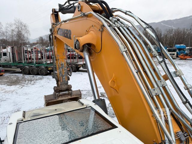 Excavator pe şenile LIEBHERR R 946 LC Schnellwechsler 2x Löffel + Reißzahn