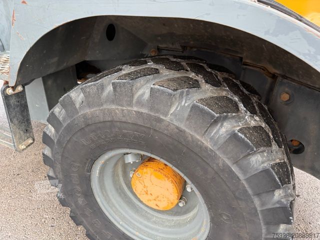 Tekerlekli yükleyici LIEBHERR L 509 Speeder Schnellwechsler Schaufel + Gabel