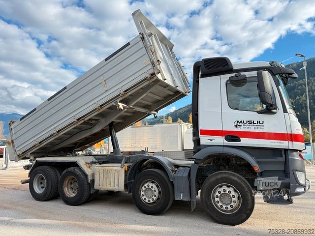 Basculantă MERCEDES-BENZ Arocs 3240 8X4 BB Meiller Dreiseitenkipper Alu
