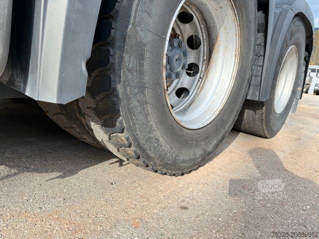 Standardowy ciągnik siodłowy MERCEDES-BENZ Arocs 2642 6X4 BL Manual Schalter Kipphydraulik