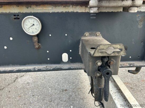 Semirremolque de troncos SCHWARZMüLLER HOLZAUFLIEGER 10 RUNGENPAARE SAF ACHSEN, LIFTACHSE