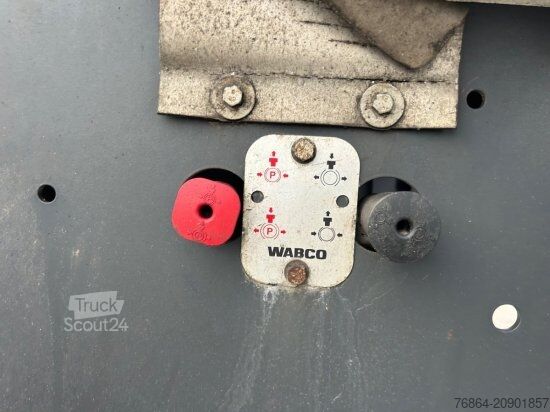 Semirremolque de troncos SCHWARZMüLLER HOLZAUFLIEGER 10 RUNGENPAARE SAF ACHSEN, LIFTACHSE