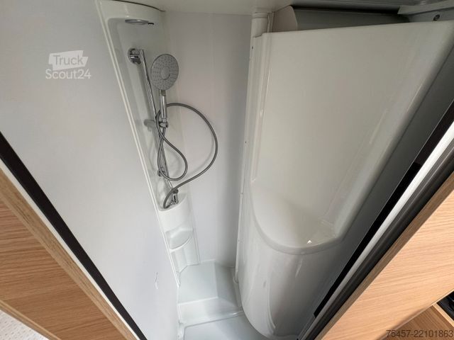 Camping-car semi-intégré ADRIA Matrix Axess 600SL AHK KLIMA