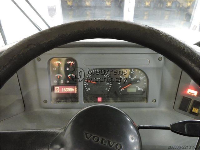 Sonstige VOLVO A30E