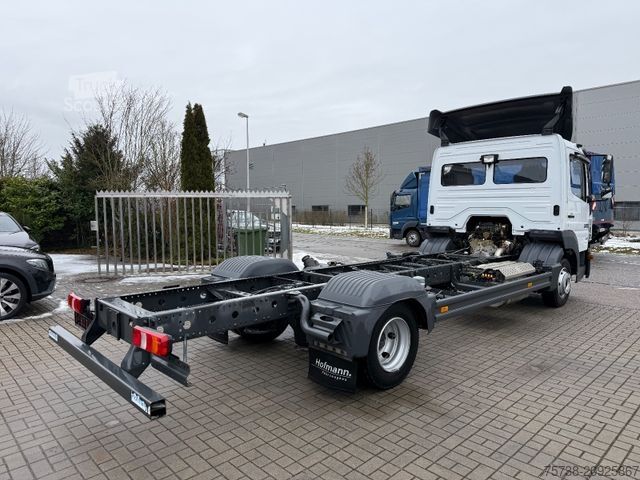 Furgono važiuoklė MERCEDES-BENZ Atego 818 L Fahrgestell/Klima/SCHALTER/EURO6D