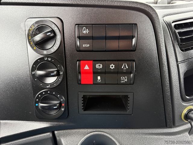 Furgono važiuoklė MERCEDES-BENZ Atego 818 L Fahrgestell/Klima/SCHALTER/EURO6D