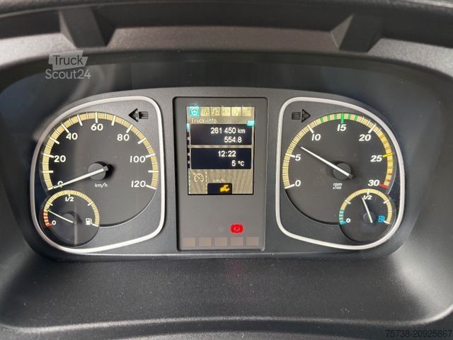 Furgono važiuoklė MERCEDES-BENZ Atego 818 L Fahrgestell/Klima/SCHALTER/EURO6D